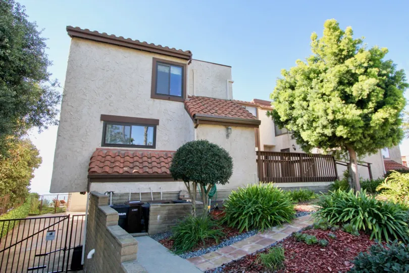 2824 La Ventana San Clemente, CA is a single family home that contains 3, 750 sq ft and was built in 2011. It contains 3 bedrooms and 5 bathrooms. This home last sold for $280, 000 in March 1995. It contains 3 bedrooms and 5 bathrooms. The Zestimate for t