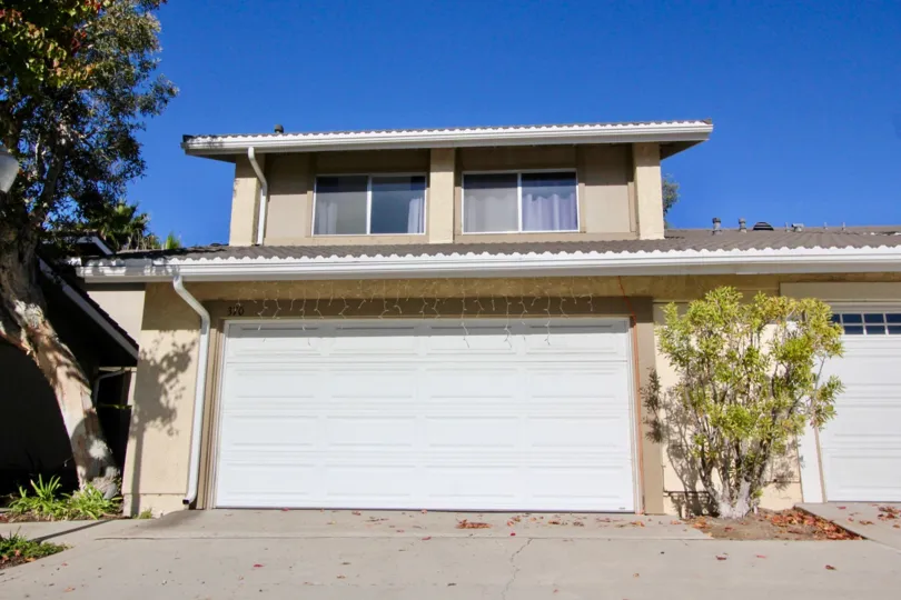 A sunny day in Mira Costa Villas at San Clemente, California