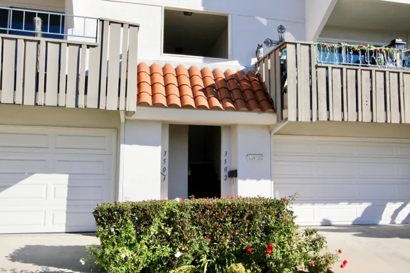 Ocean Hills is a large condo community overlooking the San Clemente