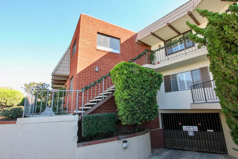Parkview Manor Condos For Sale in San Clemente, CA. Parkview Manor... Located directly across from the popular San Clemente State Park.