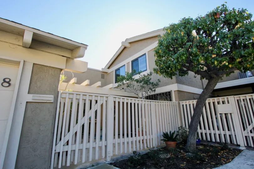 THE VILLAS IN THE PRESIDENT HEIGHTS I WITH THE TREES, FLOWER POT