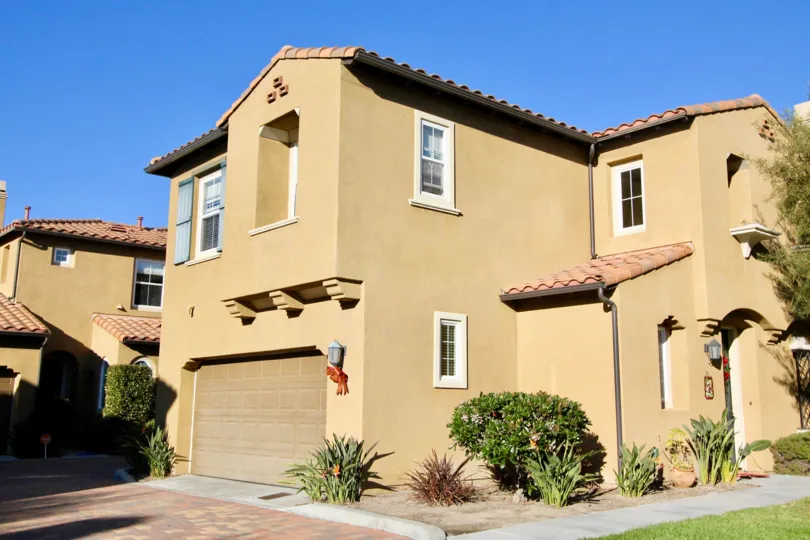 Santalana homes is beautifully upgraded 3 bedroom 3 1/2 bath condominium in the convenient and desirable Santalana neighborhood of Talega. This condominium unit sits in the back of the complex for your privacy. Just park your car in the garage and walk DI