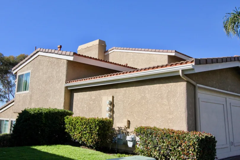 This 3 bedroom home for sale is located in San Clemente, Seaview Townhomes (st), CA! This Seaview Townhomes (st) has 3 bedroom homes for sale ready for immediate move in but none match the ammenitites this 3 bedroom home offers.