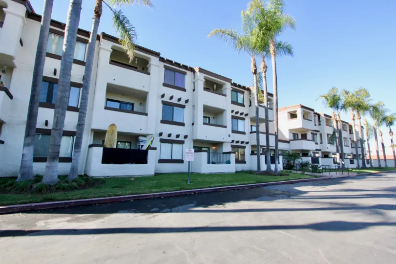 Vista is a medium-sized city within the San Diego Metropolitan Area and had a population of 93, 834 at the 2010 census.
