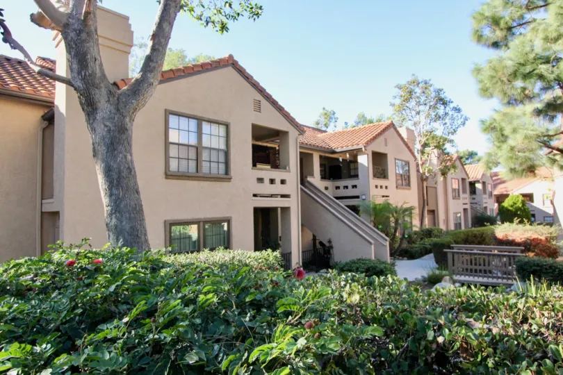THE BUNGALOW IN THE VISTA PACIFICA WITH THE UPSTAIRS, BALCONIS, TREES, PLANTS