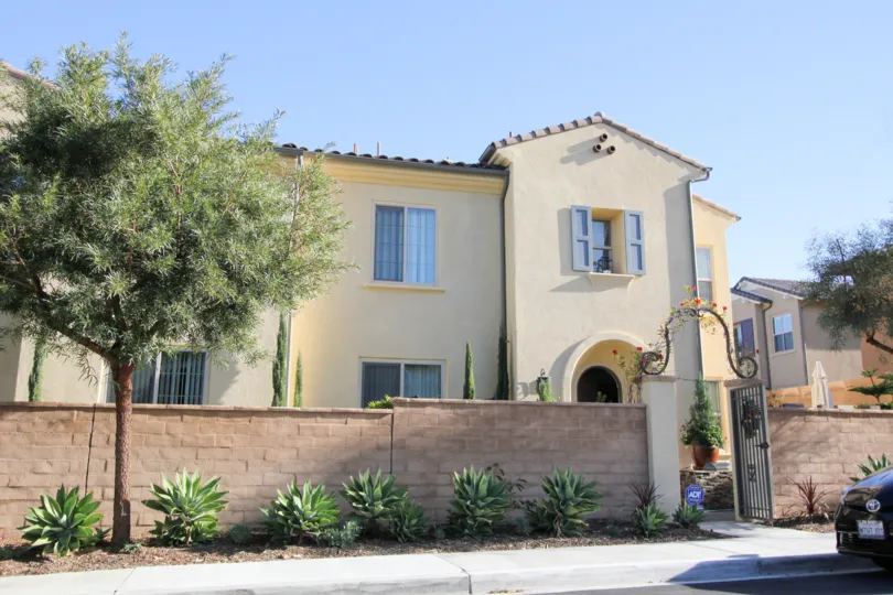 Beautiful outlook of a villa with entrance gate and plants in Campanilla of San Juan Capistrano