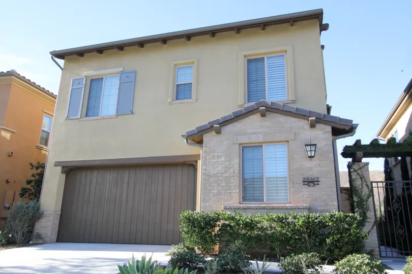 ONE OF THE HOME STYLE IN CAMPANILLA COMMUNITY IN THE CITY OF SAN JUAN CAPISTRANO