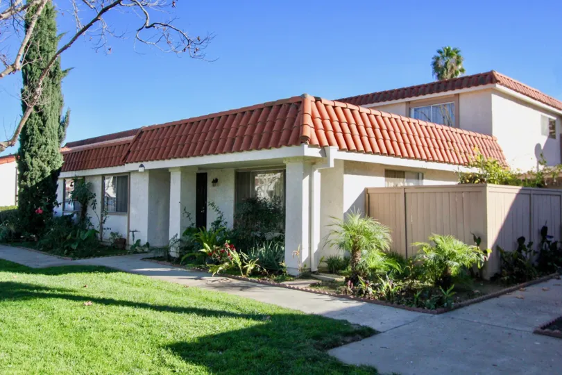 House and lawn in Capistrano Villas in San Juan Capistrano, CA
