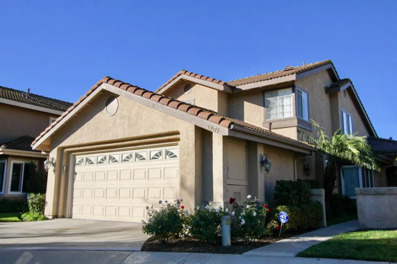 Lawn and clear skies at Mesa Vista South in San Juan Capistrano, CA