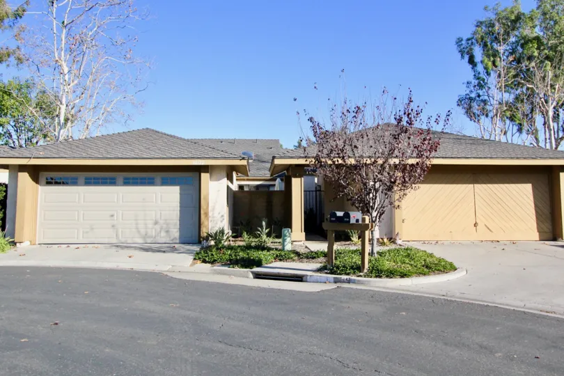 Garages and driveways at Mission Point in San Juan Capistrano, CA