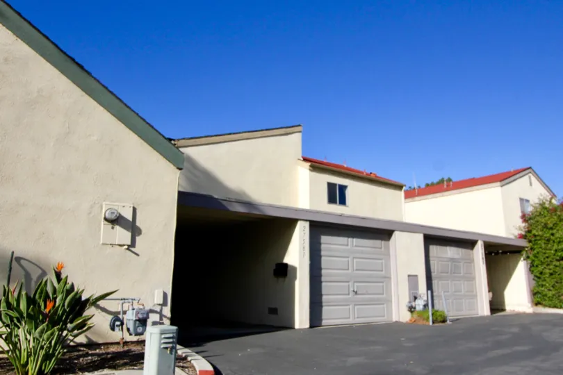 A bright blue sky in Sun Hollow in San Juan Capistrano, CA