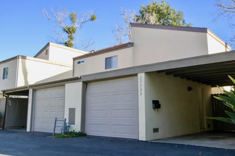 Garages side-by-side at Sun Hollow in San Juan Capistrano, CA