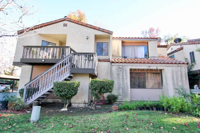 Villa with steps and balcony and garden in Valle Pacifica of San Juan Capistrano