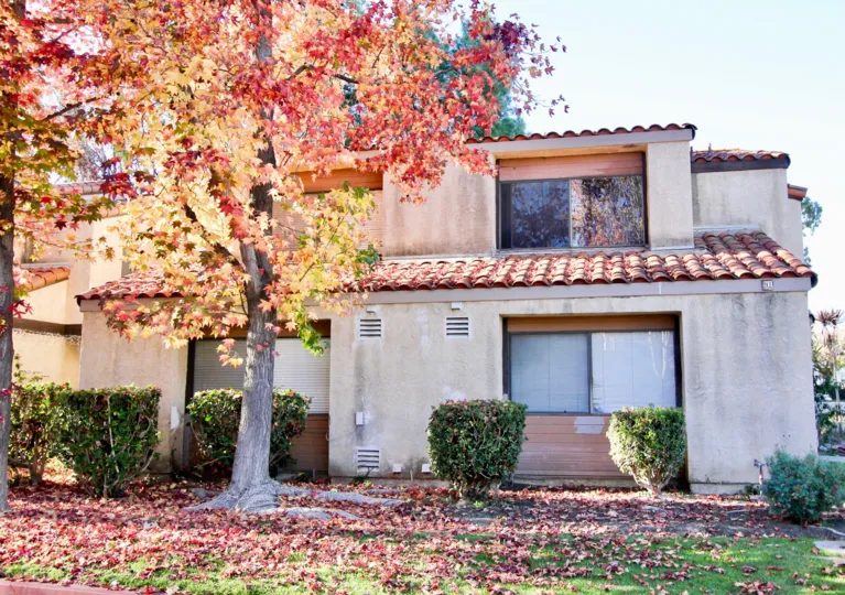 Street view of Valle Pacifica in the city of San Juan Capistrano, California.