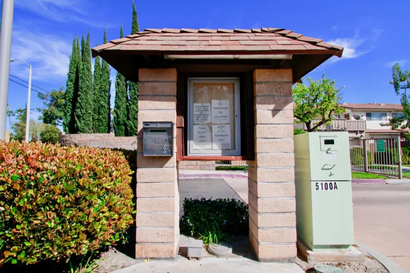 Cambridge Green Building with Attractive Beautiful Location at Santa Ana city in Califorina