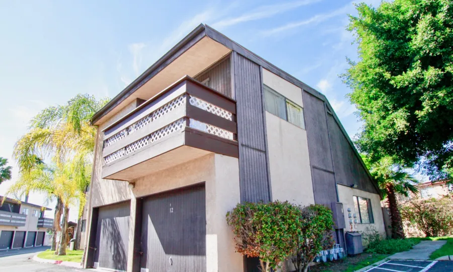 Newhope Garden House have Beautiful Attractive Amazing Location at Santa Ana city in Califorina