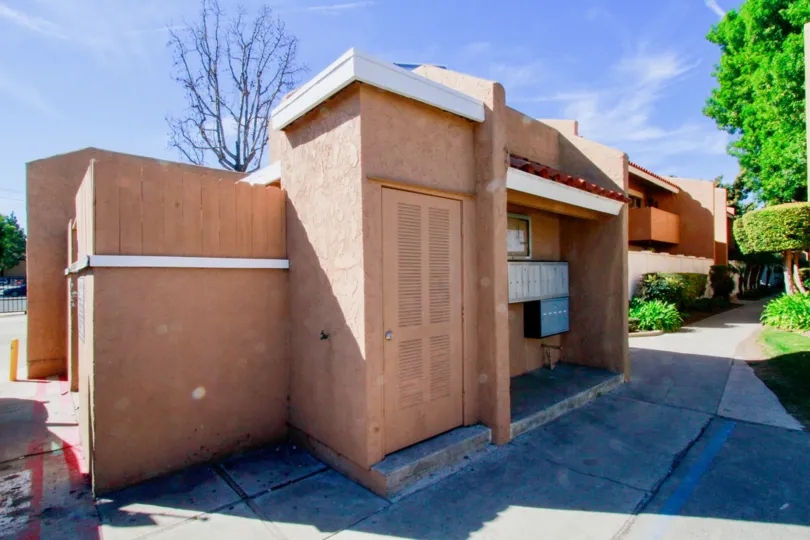 South Coast Villas Building House have Attractive Front View Location at Santa Ana city in Califorina