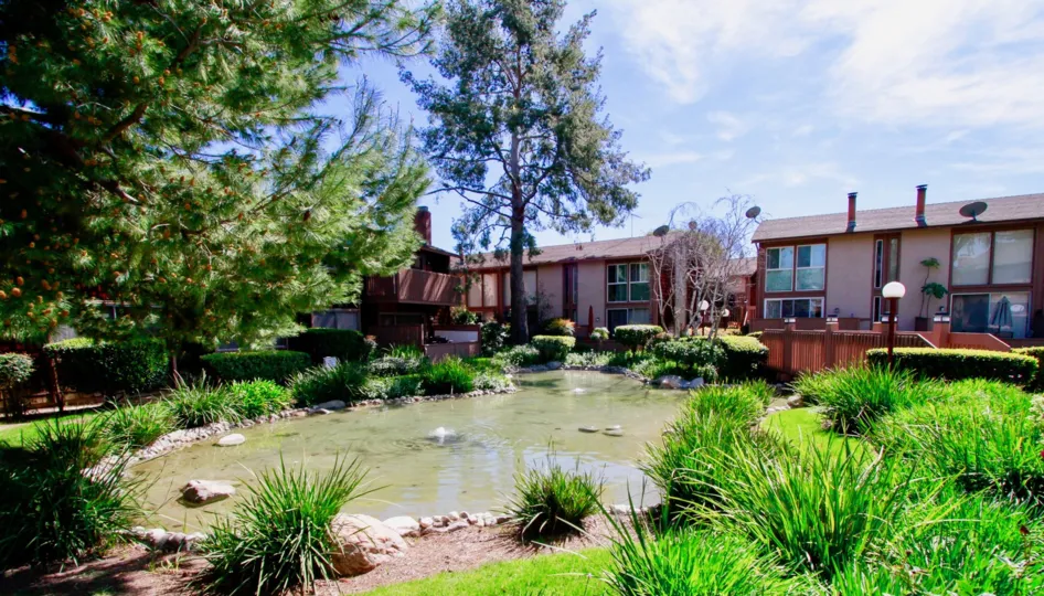 The Redwoods House Building Attractive Location with Pool at Santa Ana city in Califorina
