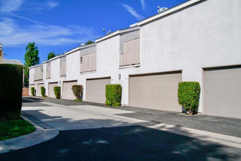 Village Walk Santa Ana California looks as reputed official building with neat painting arrangements