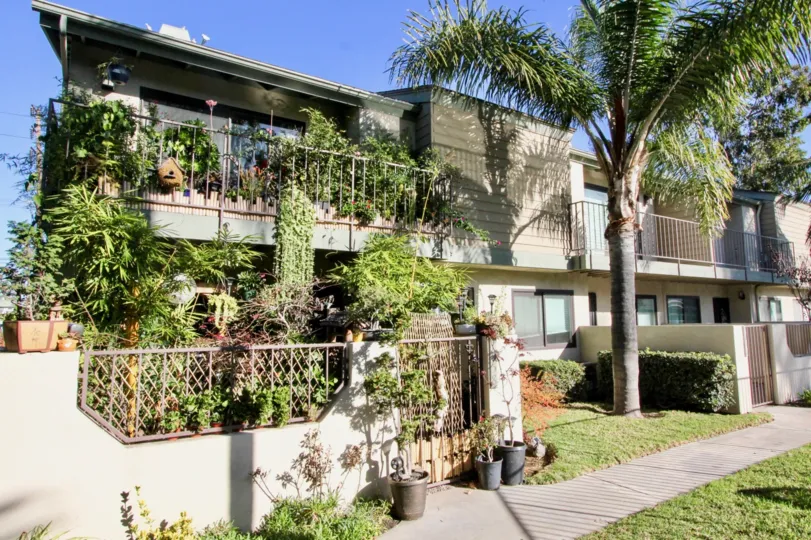 The Cerritos Gardens in the Stanton with a nice building
