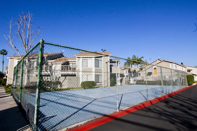 THE APARTMENT IN THE PARK VILLAS WITH THE PLAY GROUND, FIG TREE, PLANTS