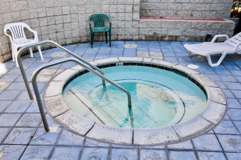Cozy small jaccuzzi at Park Villas, Stanton California