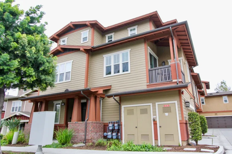 Colourful villa with modern infrastructure with balcony and trees in Lindy Crossing of Tustin