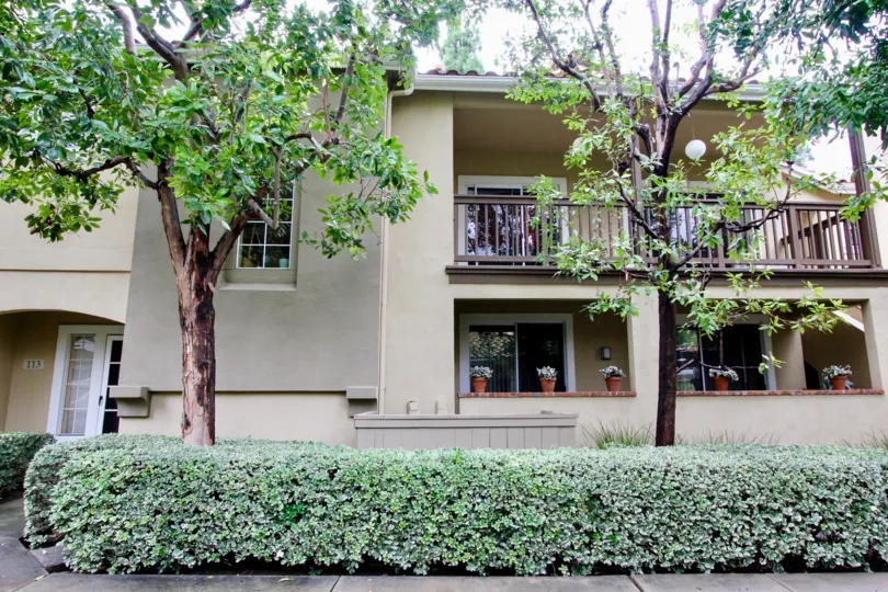 Beautiful villa with green trees and balcony in Shadow Canyon of Tustin