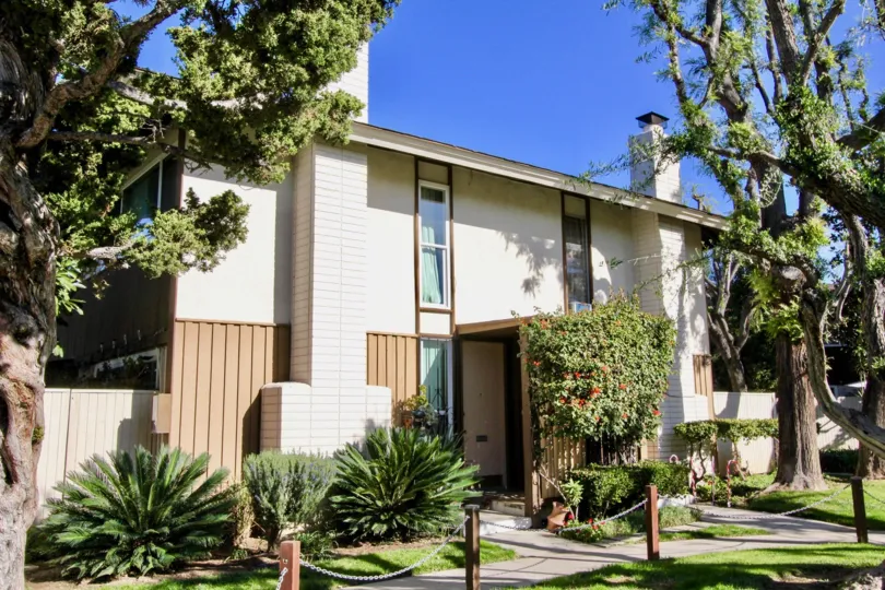 the tustin village is a combined house of the tustin city in california
