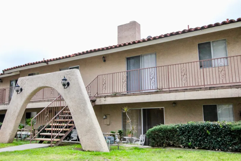 the villa vallerto is a tasteful house of the tustin city in california