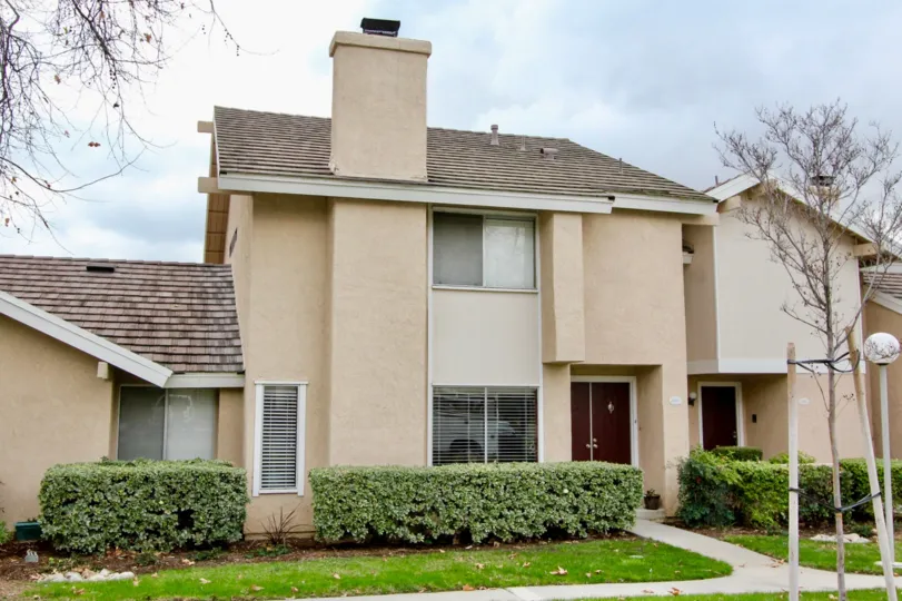 Rancho Dominguez Townhomes Yorba Linda California is with natural biscuit color and traditional roofing