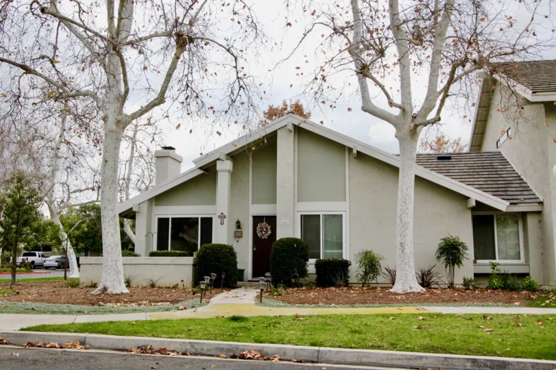Small fancy white home, Rancho Dominguez Townhomes in Yorba Linda California