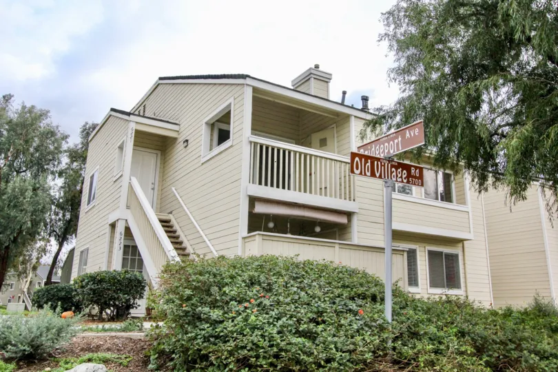 This is the picture of an apartment complex in Yorba Linda, CA
