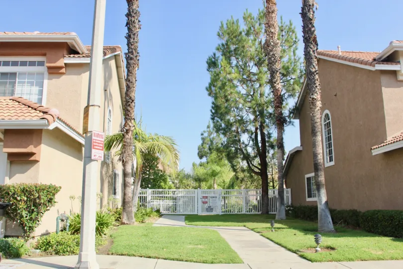 Bella Vista Building having Beauty Lawn Location at corona City in Califorina