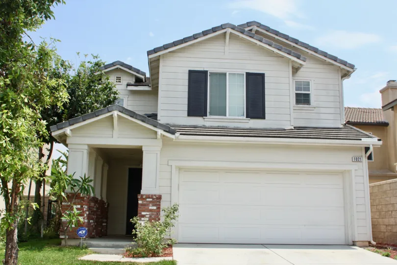 The facade of a house in sunny Corona, California.