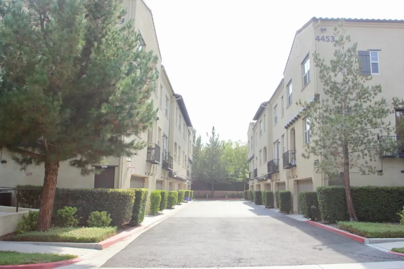 absolutely clean environment and buildings of Market Square, Corona, California
