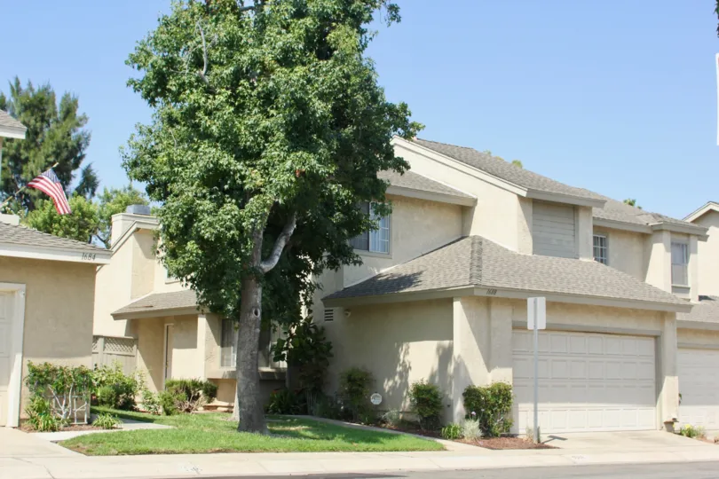 creammy walls of Santiago Community, Corona, California