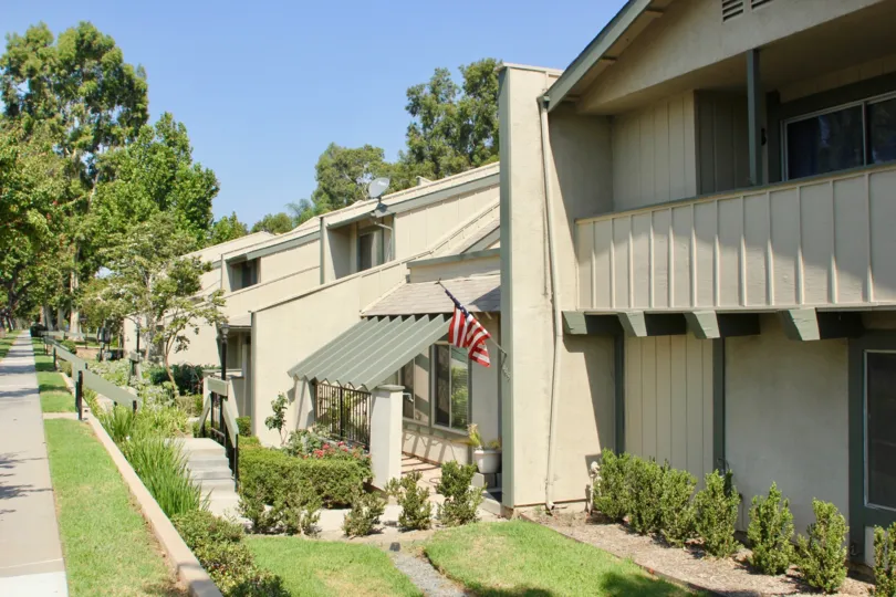 amazing view in a sunny day of Village Grove Townhomes Community Street, Corona, California