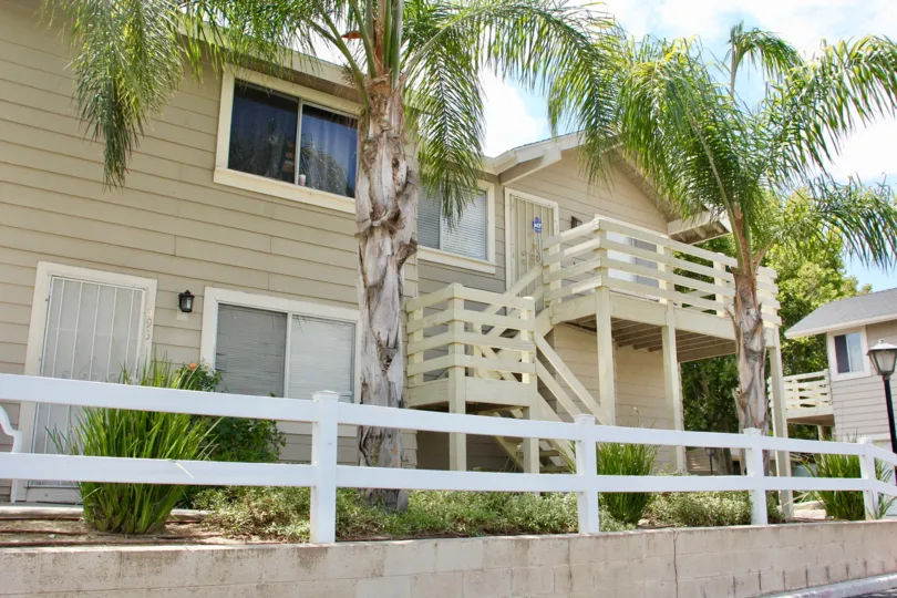 Front view of the apartment in the Lake country villas of Lake Elsinore in california