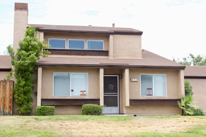 The ultra modern looks of Parkview Villas community Apartment, ake elsinore, California