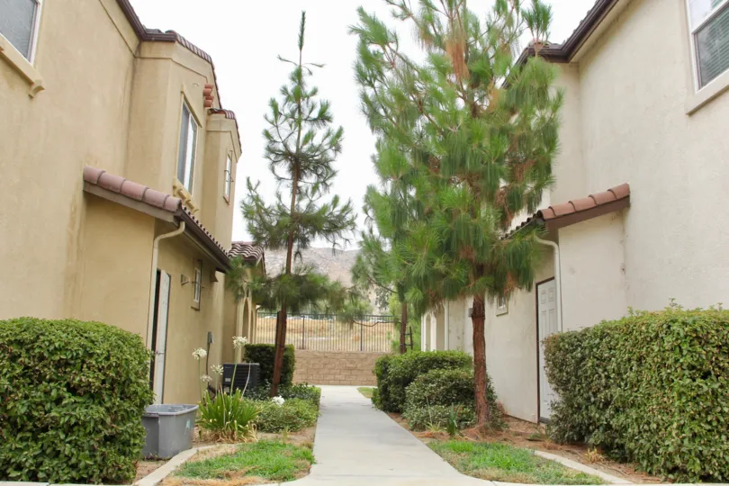 Clean community living at Aspen Hills in Moreno Valley