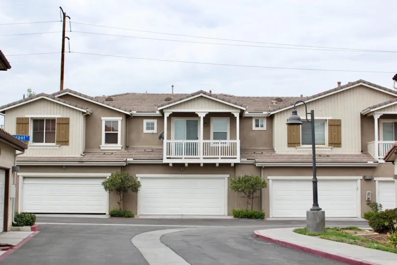 Awesome and well built apartments and clean neighborhood around Aspen Hills, Moreno Valley, California