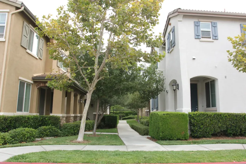 A view of the homes & walkways inside Parkside at Towngate in Moreno Valley, CA