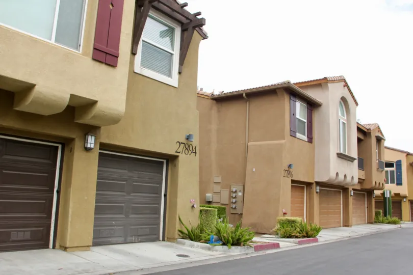 Promontory Pointe Building House of Side View in moreno valley City