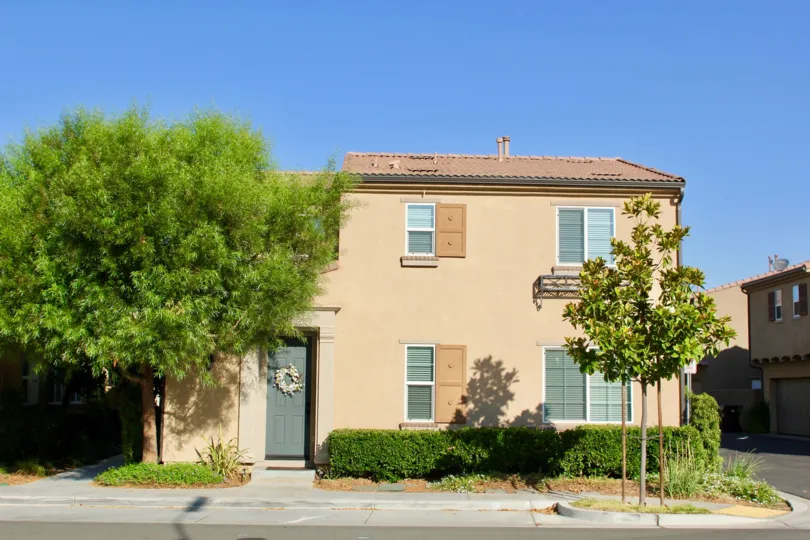 A great unit from the community Paseos at Crown Valley in the city Murrieta California