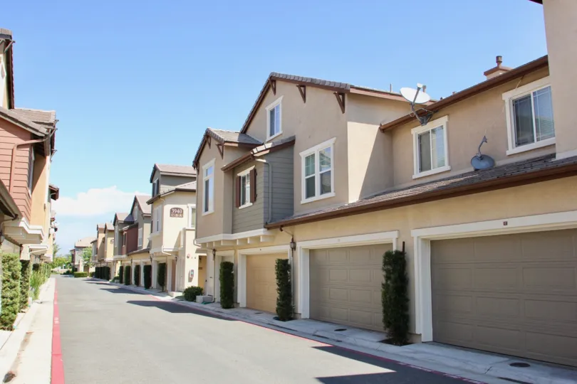 Georgetown Square, A series of beautiful sky high well construct building which have ancient looking stones with light brown colour and shiny bright glass windows. Black grill balcony enhance its beauty hundred times more. A sunny bright day give it an am