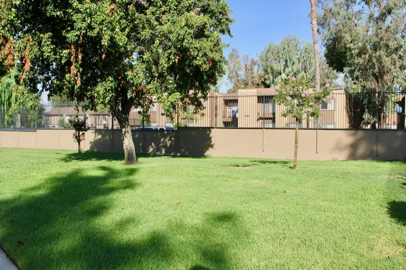 Springbrook Park Townhomes riverside california homes