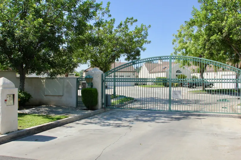Victoria Fairways amazingly awesome gated community, Riverside, California