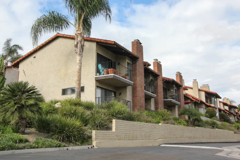 amazing homes at Casitas De La Costa in Carlsbad, California