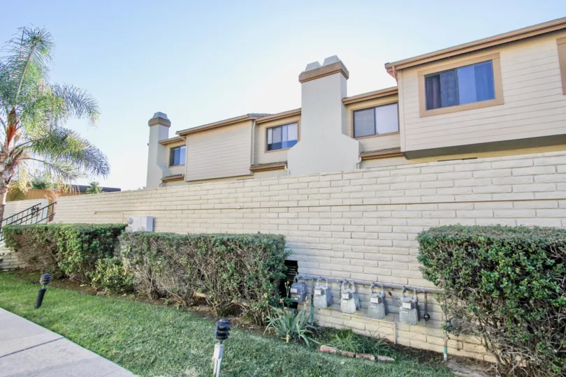 A complete residental experience with beauty and class is what Centella Meadows gives, Carlsbad, California